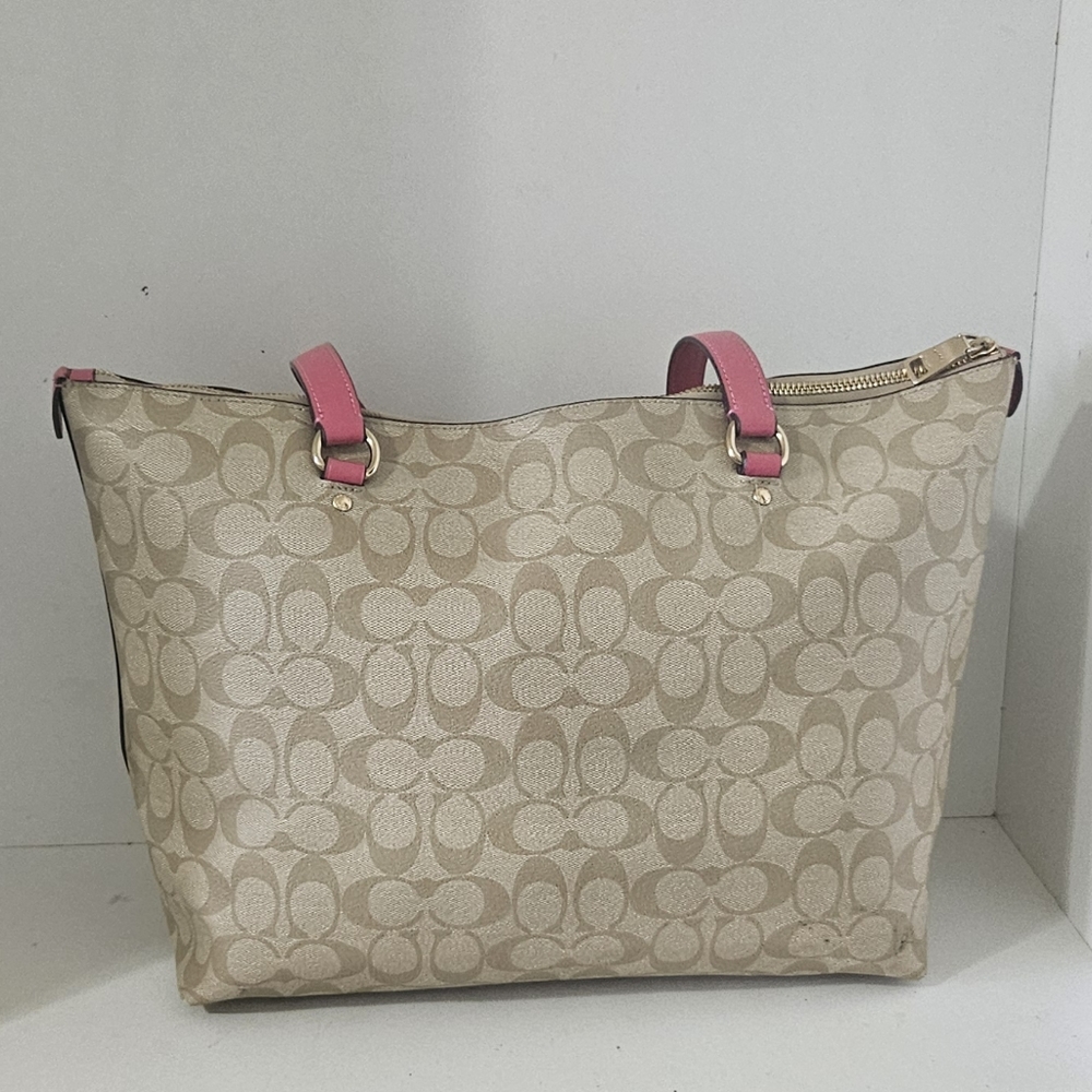 Like New!Coach Signature Coated Canvas tan /Pink Tote bag - Picture 8 of 12